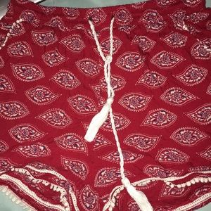 Cute Japna red patterned shorts